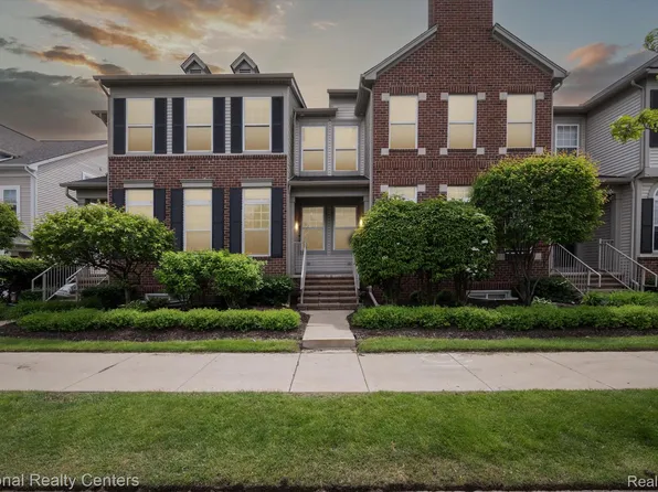 3241 Johanna Ware W #20, Wixom, MI 48393