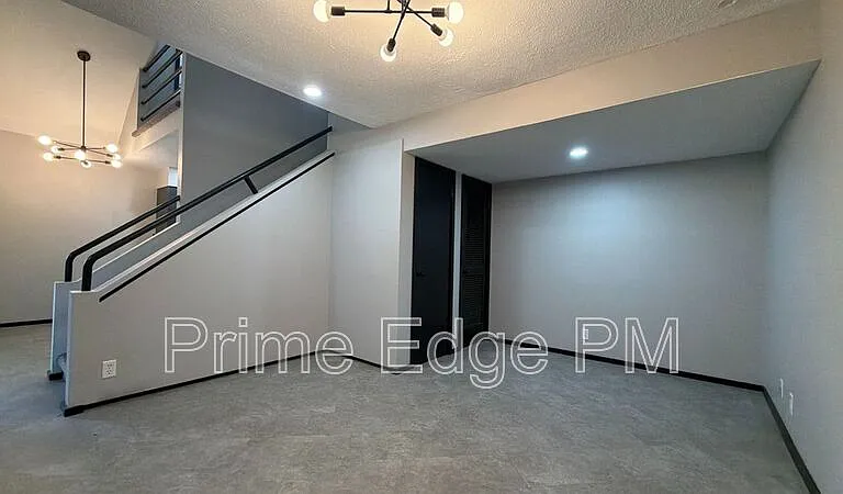 1821 Ridgehaven Ct #6 — Photo 18