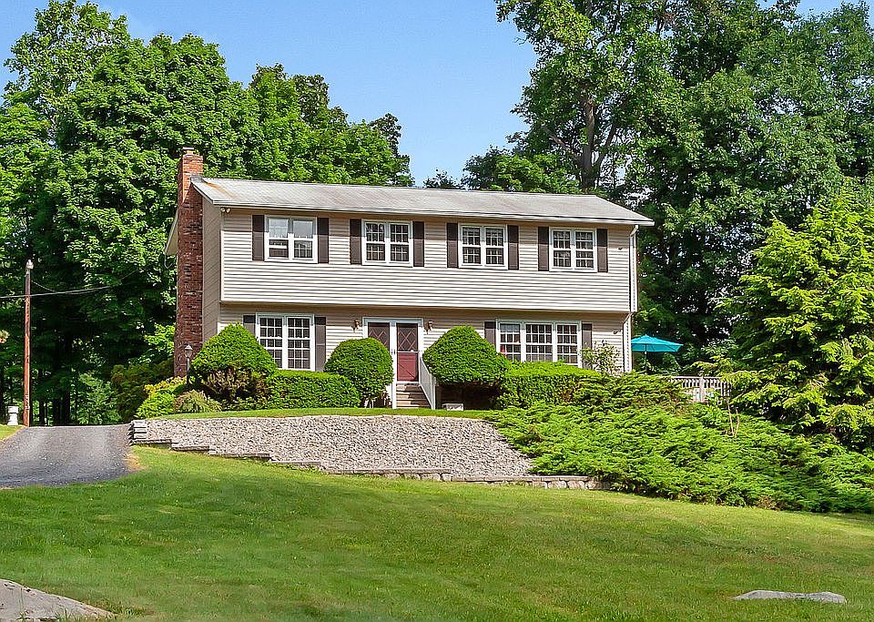1st image of 14 Browns Ln