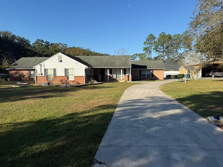 12556 Joby Ln E — Photo 5