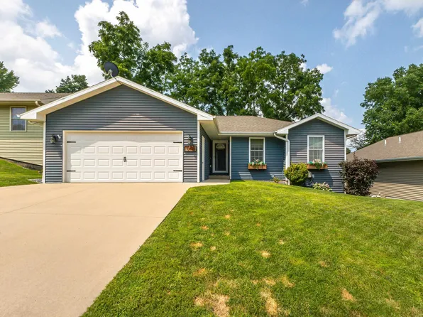 3595 Mya Rose Ct, Dubuque, IA 52001