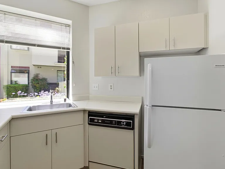 101 Shorebird Cir — Photo 11