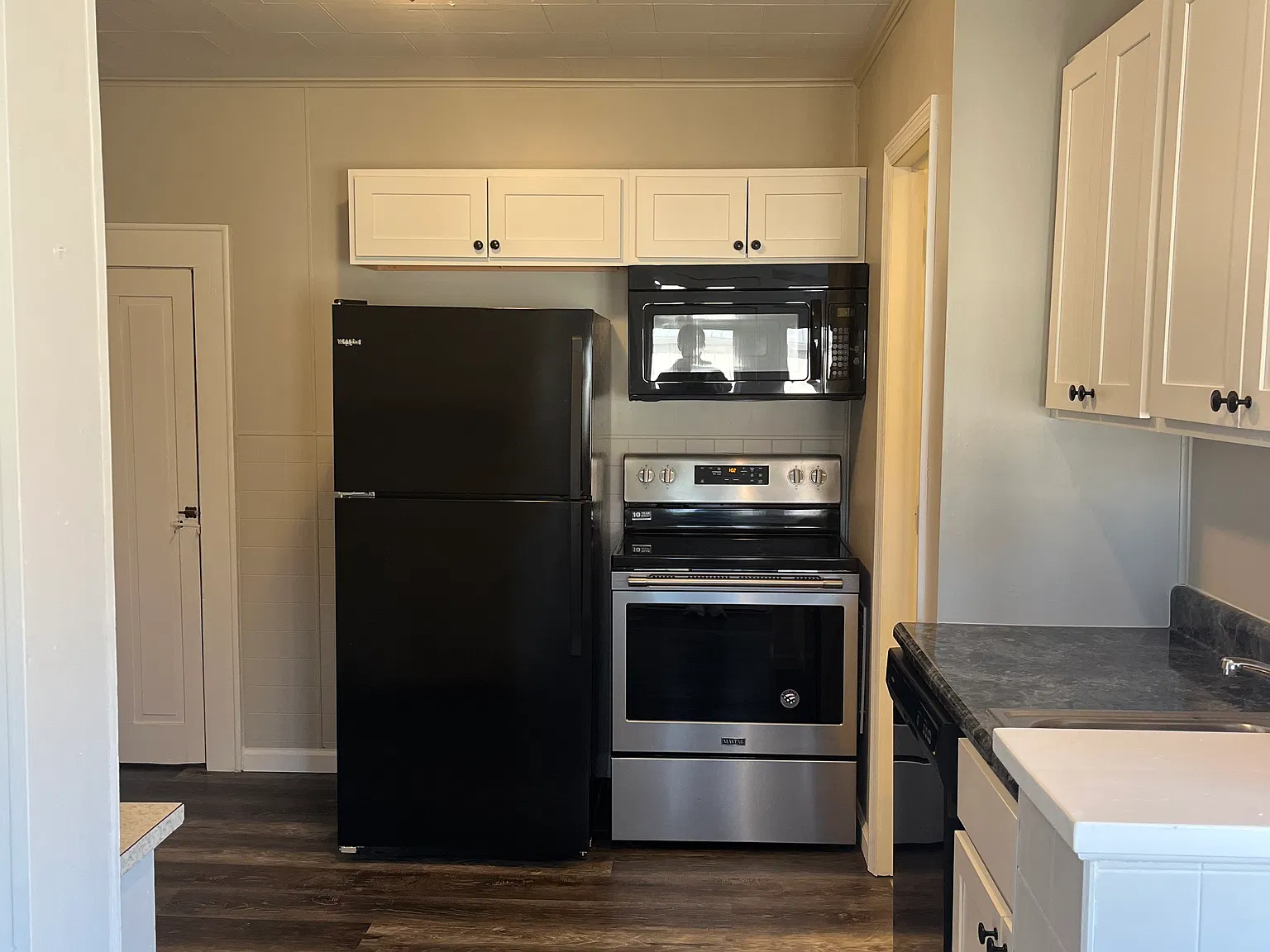 1 bed, 800 sqft, $750 — Photo 3