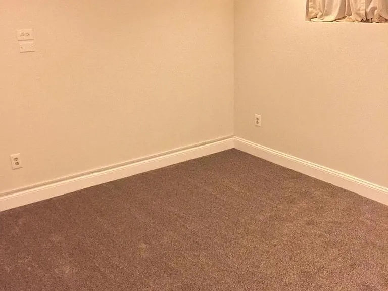 8911 Oakwood Way — Photo 12