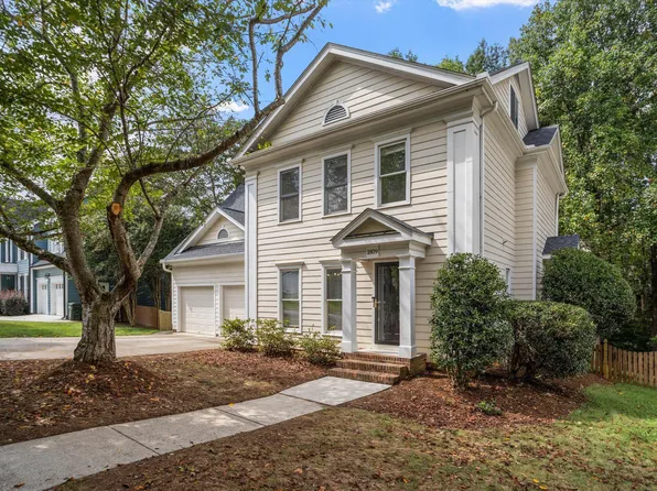 1809 Oakboro Dr, Raleigh, NC 27614