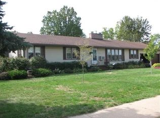 1236 8th St, Reedsburg, WI 53959