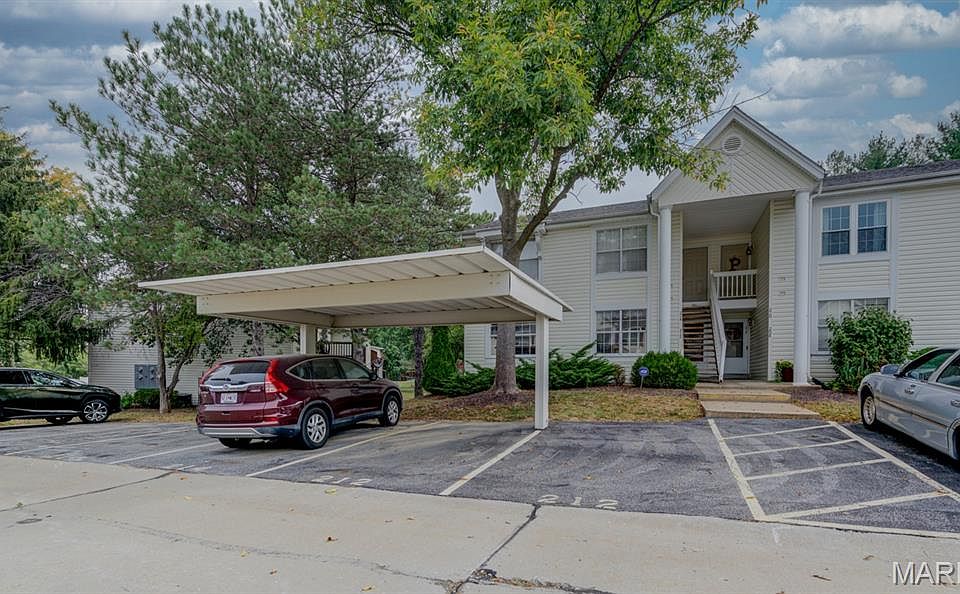 1st image of 210 Sugar Lake Dr #6