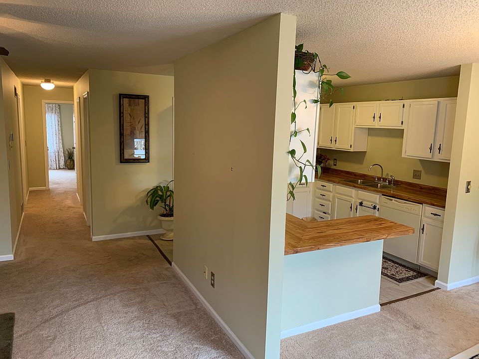 1st image of 4213 Oakmede Ln