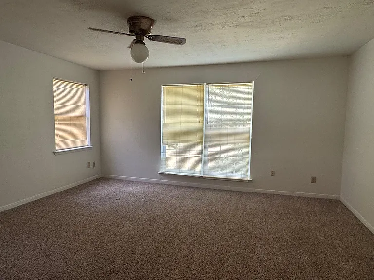 18121 Atkinson Ln — Photo 25