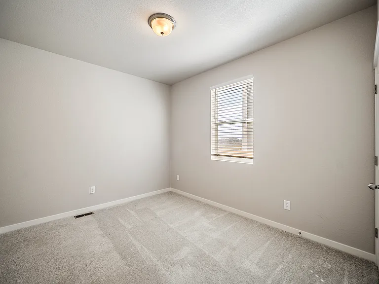 7991 Goldenray Pl — Photo 31