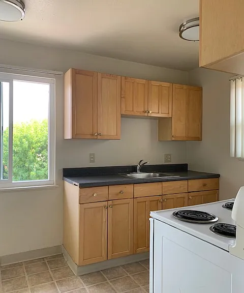 647 E 17th St #234 — Photo 1