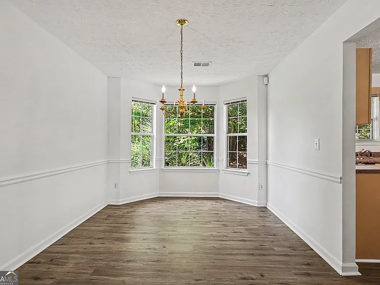 2233 Glen Briar Way — Photo 13