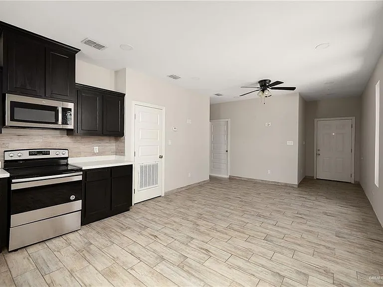 1428 W Harrison Ave #3 — Photo 5