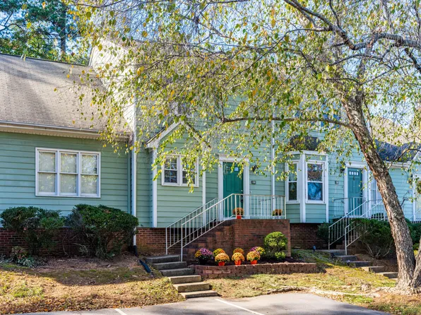 518 Caprice Ct, Raleigh, NC 27606