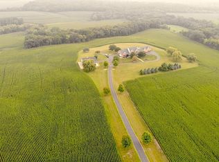 15216 W Warren Rd, Warren, IL 61087