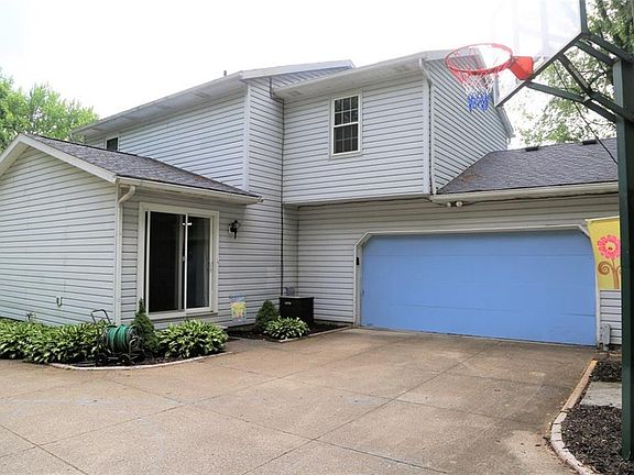 2nd image of 487 Valley Crest Dr