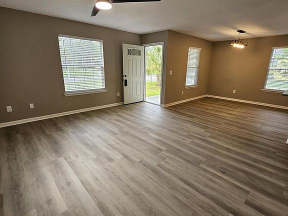 3rd image of 1538 W 30TH Street