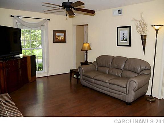 4th image of 8539 Ducksbill Dr