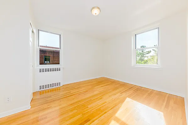 Rented by A&E Real Estate Management | media 10