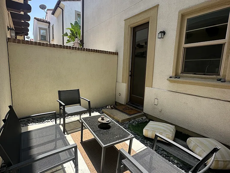 563 S Casita St — Photo 40