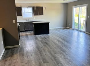 1387 Durham Dr, Herculaneum, MO