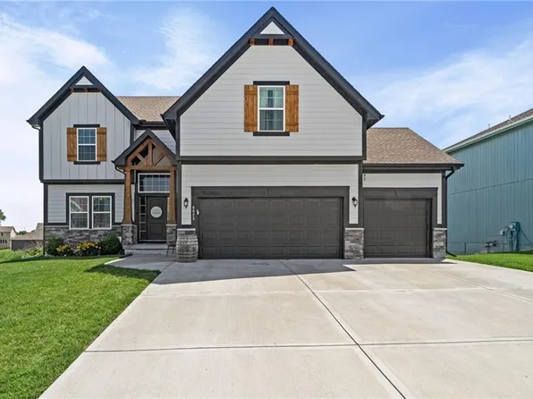 6025 NE 119th St, Kansas City, MO 64156