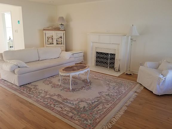 5th image of 2571 Maryal Dr
