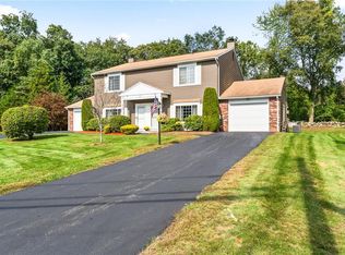 7 Eagle Run #B, Warwick, RI 02818