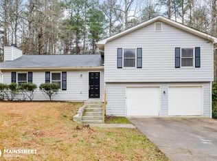 355 Victoria Dr, Ellenwood, GA 30294