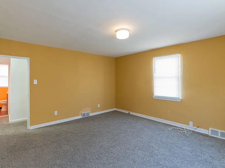 7101 Dorel St — Photo 15