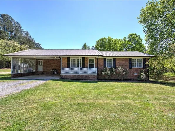 300 Mini Rd SE, Rydal, GA 30171