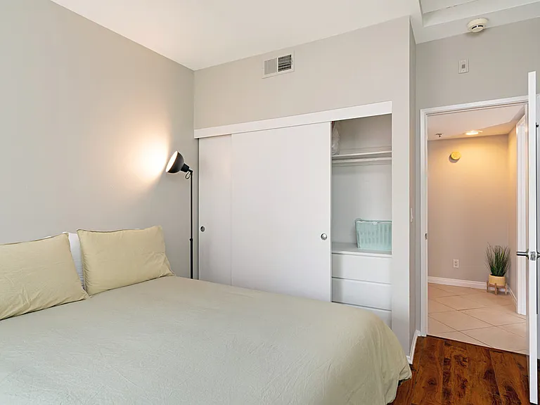 1270 Cleveland Ave #215 — Photo 11