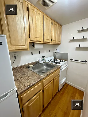 153 Brighton Ave #7 Photo 1