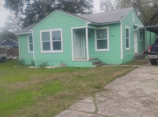 1305 Greenbrier Dr, River Oaks, TX 76114