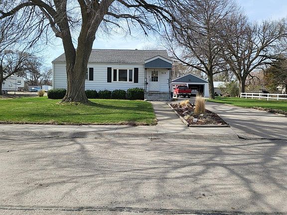 2nd image of 315 E 5th St