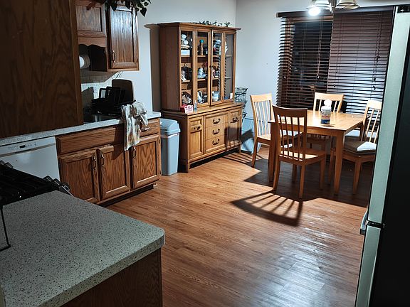 2nd image of 1921 Calla Dr