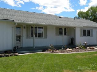 2284 NW 13th St, Redmond, OR 97756