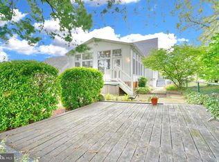 6717 Pine Ave, Baltimore, MD 21222