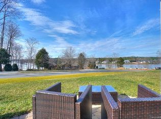 265 Blueview Rd, Mooresville, NC 28117