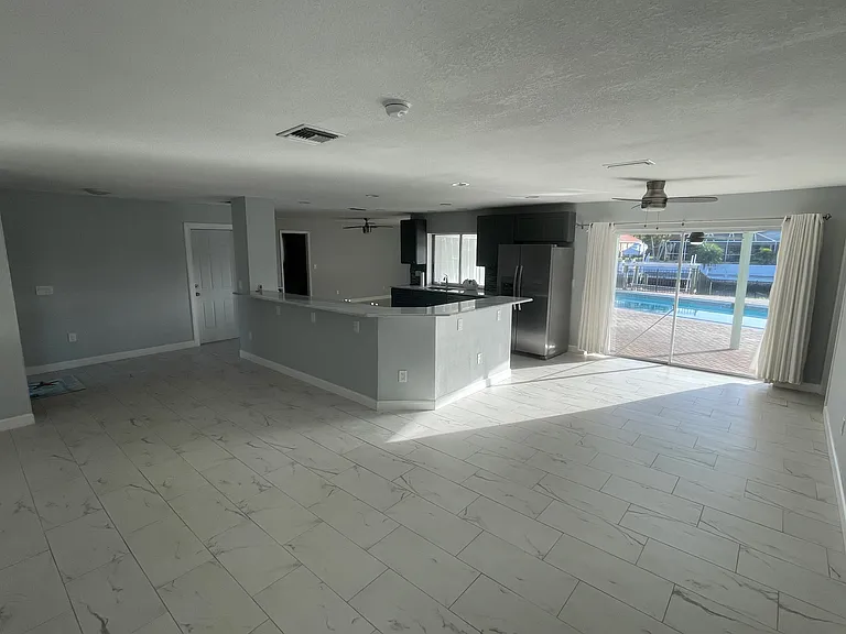 Spacious Kitchen