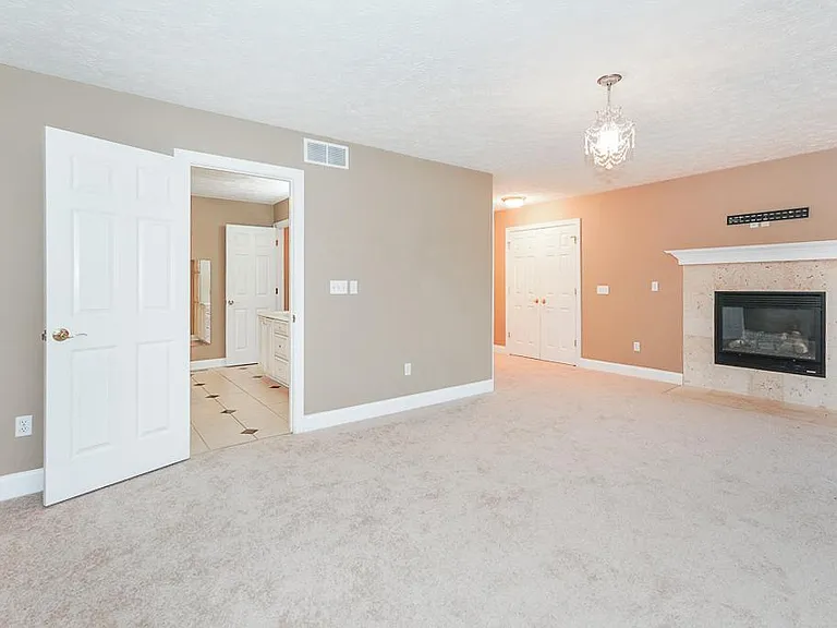 3729 Edgehill Dr — Photo 48