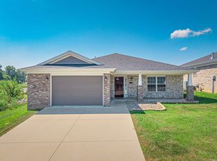 1500 Kennel Dr, Evansville, IN 47710