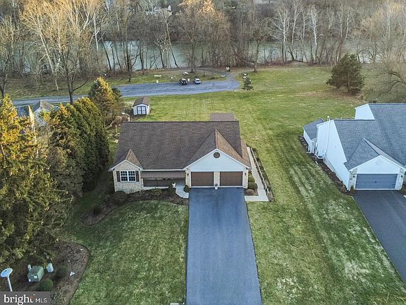 4th image of 4008 River Rd