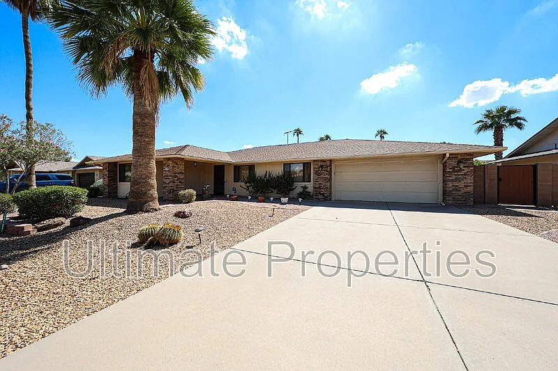 13107 W Lyric Dr