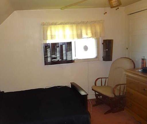 4th image of 644 Highland Ave