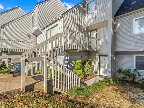 1050 21st Ave, Hickory, NC 28601