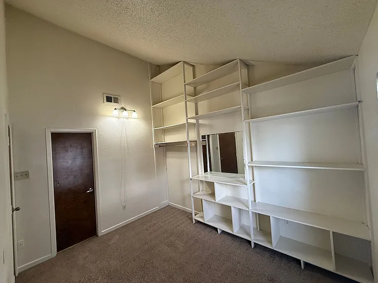 8224C Governor Dr — Photo 5