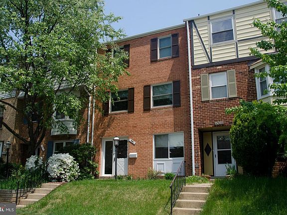 2nd image of 55 Timber Rock Rd