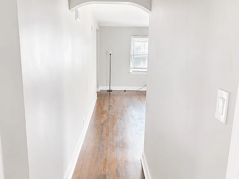 5337 W Gladys Ave #2 — Photo 2