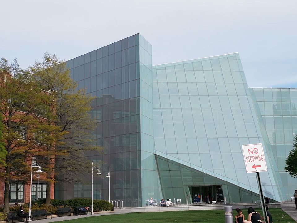 Building Photo 5